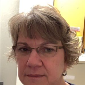 Meet your Posher, Evelyn